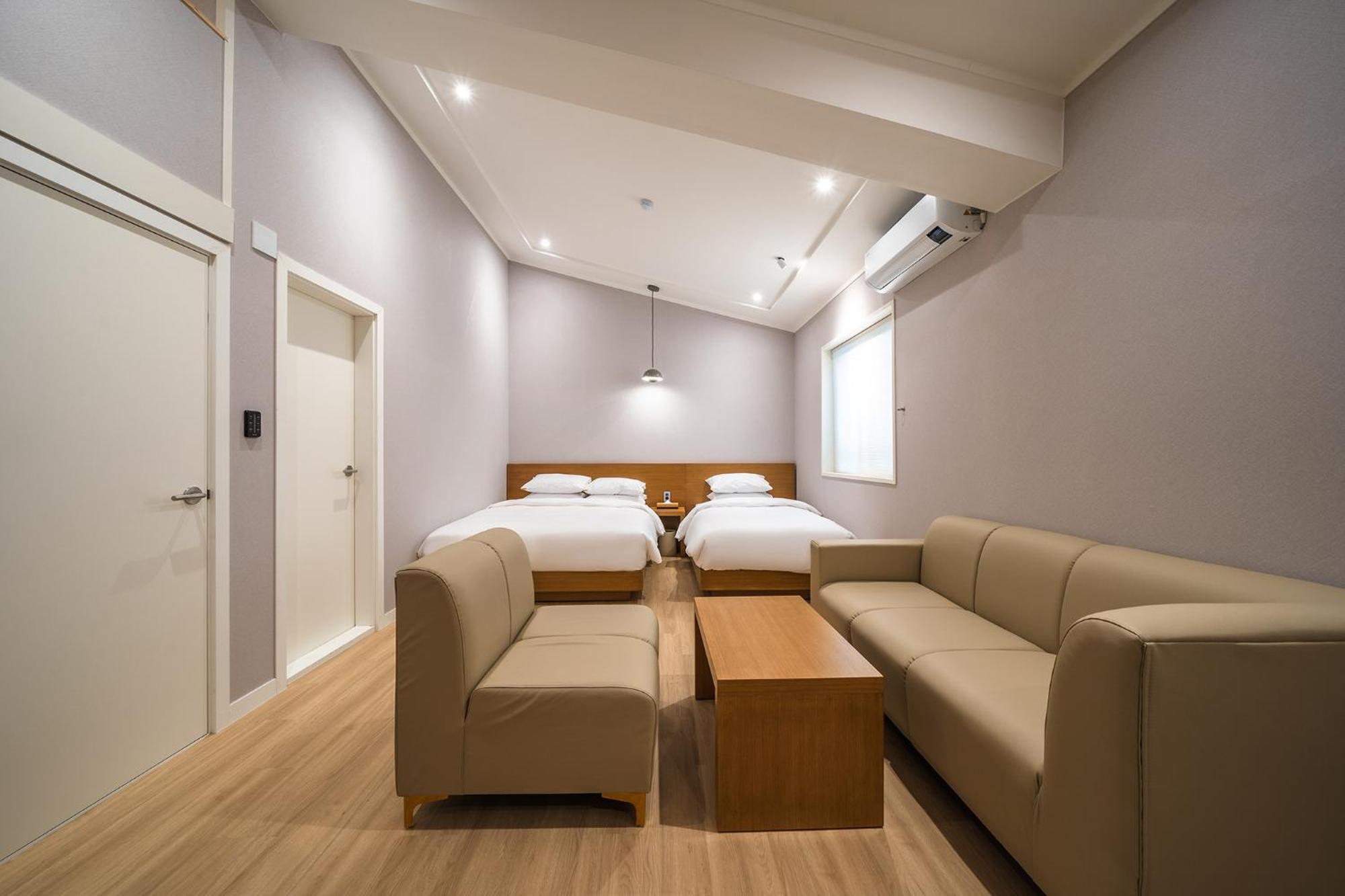 Mono Hotel Сувон Экстерьер фото