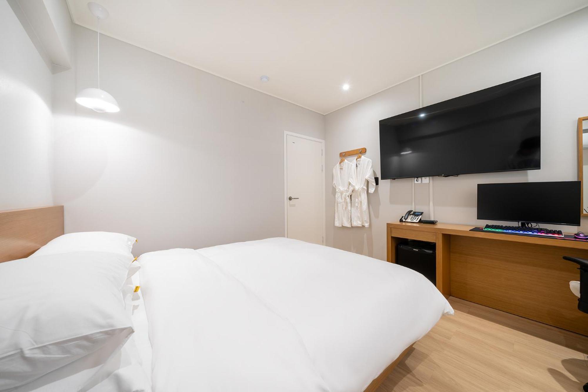 Mono Hotel Сувон Экстерьер фото